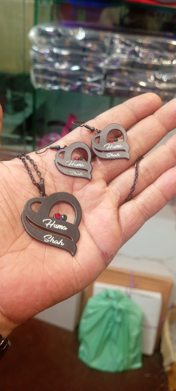 Customize locket+earrings